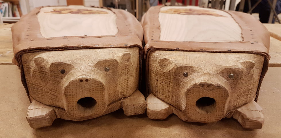 I opted to cut the nozzle blocks to pig-bears,<br>where the ears are meant to hold the string fastening them to the forge.